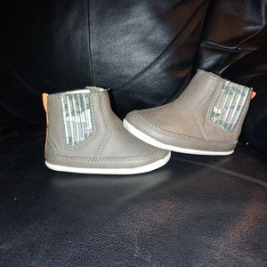Carter's toddler boots